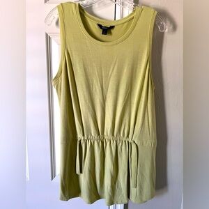 Simply Vera Sleeveless Jersey Knit Shirt